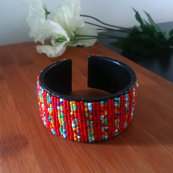 No Brand Jewelry - 1PC Beautiful Kenyan Beaded Leather Bracelet